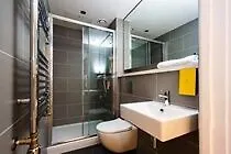 Staycity Hotel 4*